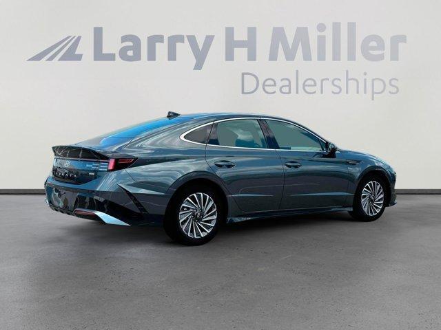 new 2025 Hyundai Sonata Hybrid car, priced at $38,350