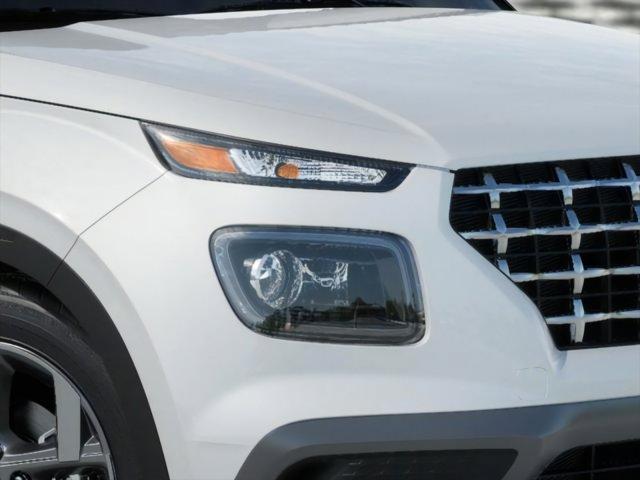 new 2025 Hyundai Venue car, priced at $22,976