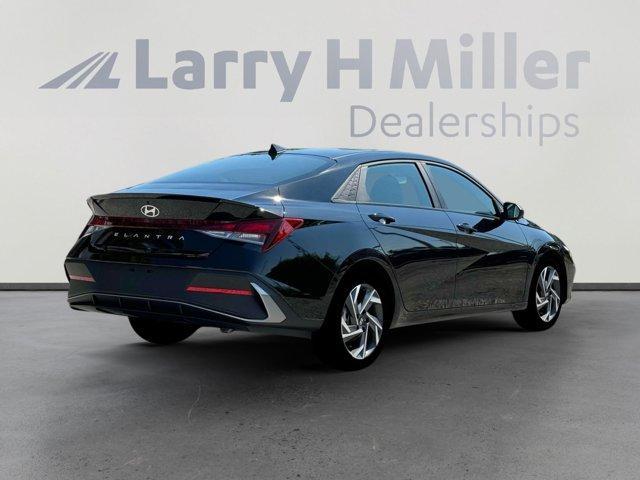 new 2025 Hyundai Elantra car, priced at $23,080