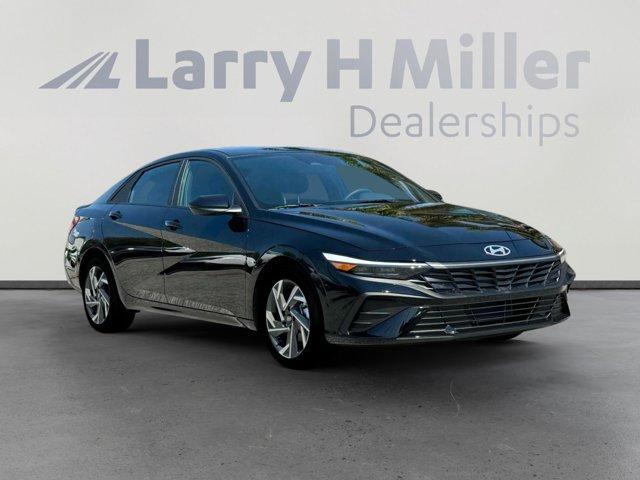 new 2025 Hyundai Elantra car, priced at $23,080