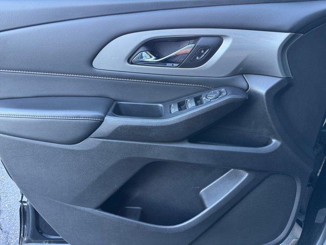 used 2021 Chevrolet Traverse car, priced at $17,955