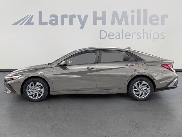 new 2025 Hyundai Elantra car, priced at $23,639