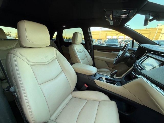 used 2017 Cadillac XT5 car, priced at $16,321