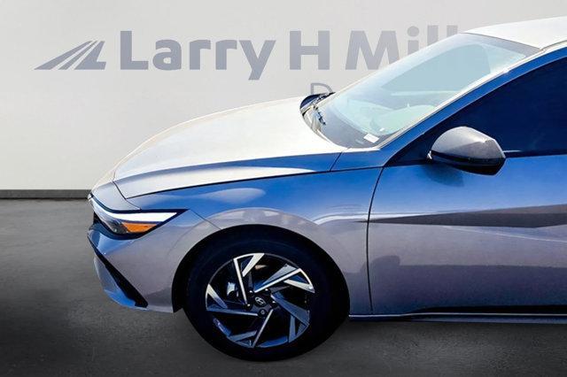 new 2025 Hyundai Elantra car, priced at $23,132