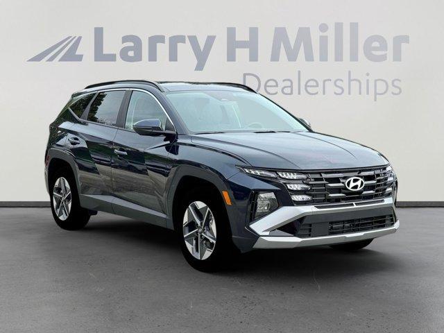 new 2025 Hyundai TUCSON Hybrid car, priced at $36,314
