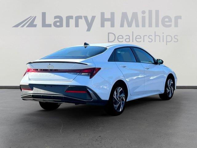 new 2025 Hyundai Elantra car, priced at $23,576