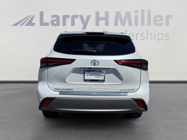 used 2023 Toyota Highlander car, priced at $41,676