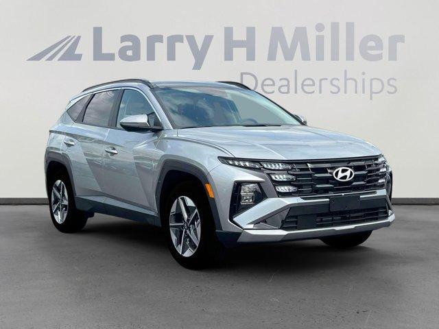 new 2025 Hyundai TUCSON Hybrid car, priced at $36,261