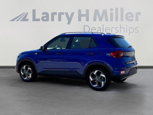 new 2025 Hyundai Venue car, priced at $22,976