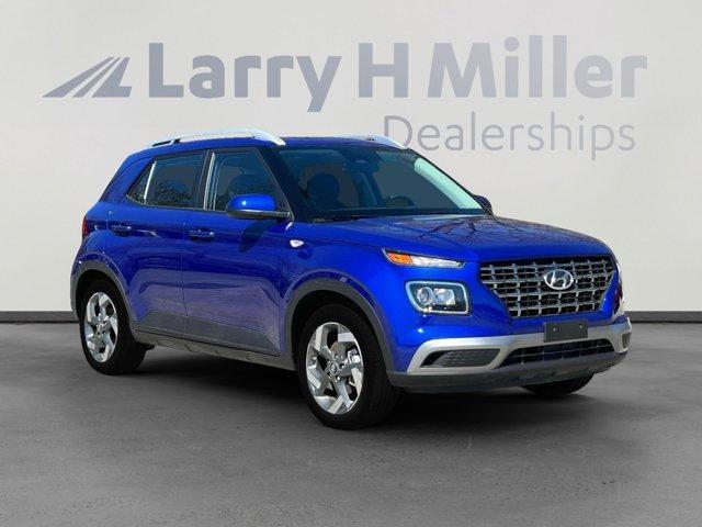 new 2025 Hyundai Venue car, priced at $22,976