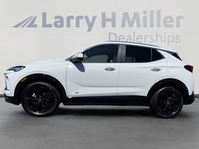 used 2025 Buick Encore GX car, priced at $28,900