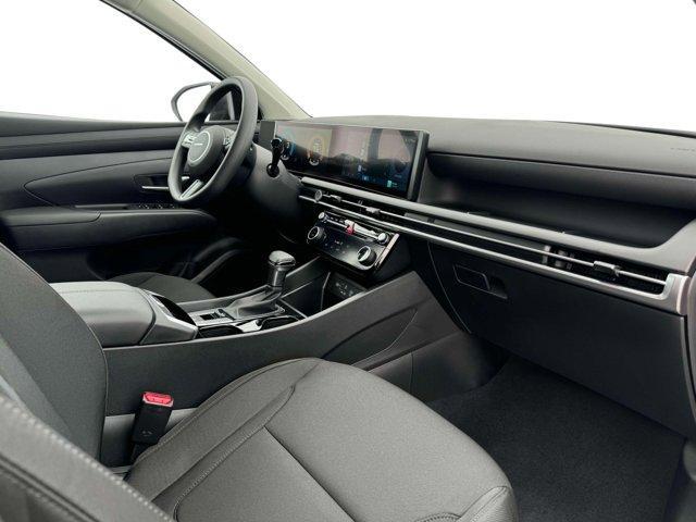 new 2025 Hyundai Tucson car, priced at $30,428
