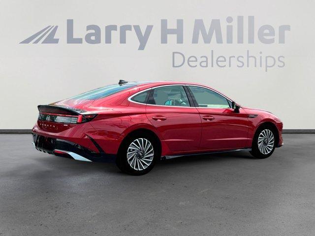 new 2025 Hyundai Sonata Hybrid car, priced at $37,622