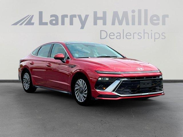 new 2025 Hyundai Sonata Hybrid car, priced at $37,622