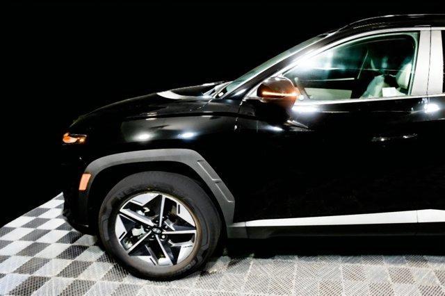 new 2025 Hyundai Tucson Hybrid car, priced at $37,995