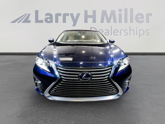 used 2018 Lexus ES 300h car, priced at $24,122