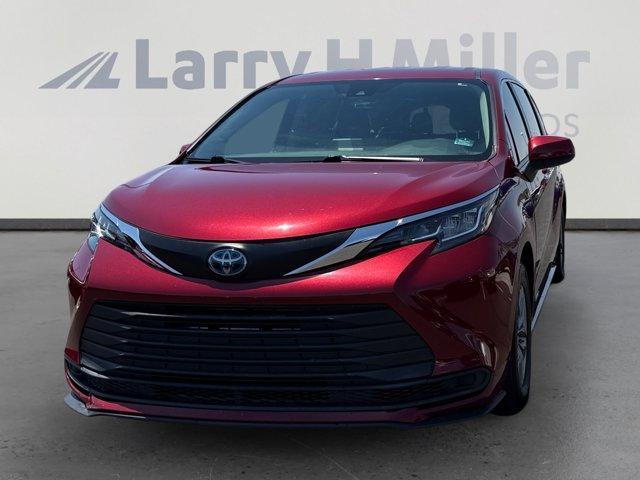 used 2021 Toyota Sienna car, priced at $27,512