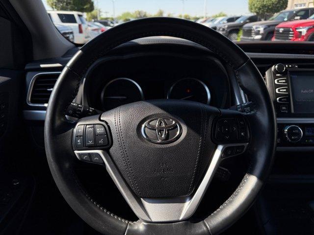 used 2017 Toyota Highlander car, priced at $22,776
