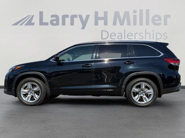 used 2017 Toyota Highlander car, priced at $22,776