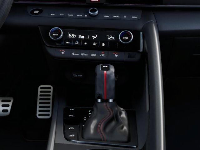 new 2025 Hyundai Elantra car, priced at $29,102