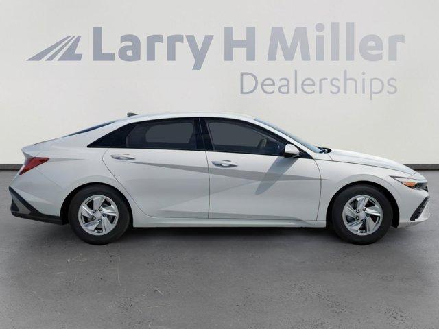 new 2025 Hyundai Elantra car, priced at $22,817