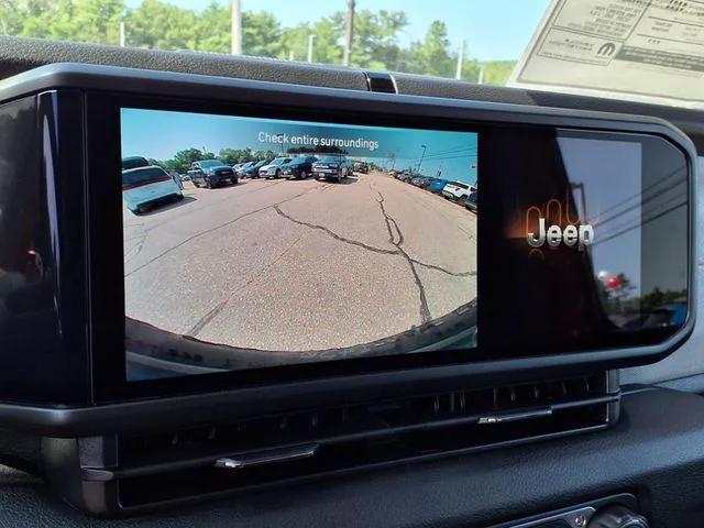 new 2025 Jeep Wrangler car, priced at $45,460