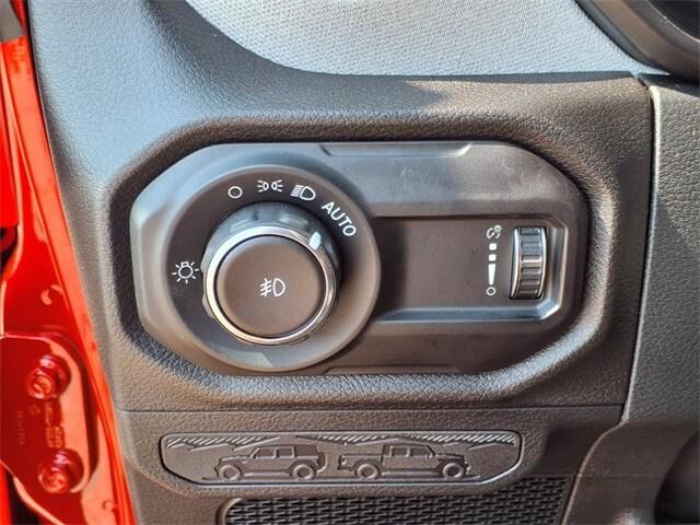 new 2025 Jeep Wrangler car, priced at $48,460