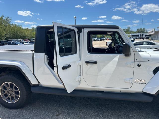 used 2020 Jeep Gladiator car, priced at $31,560