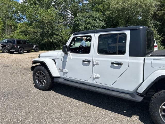used 2020 Jeep Gladiator car, priced at $31,560