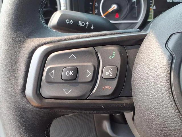 new 2025 Jeep Wrangler car, priced at $46,270