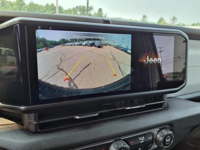 new 2025 Jeep Wrangler car, priced at $46,270