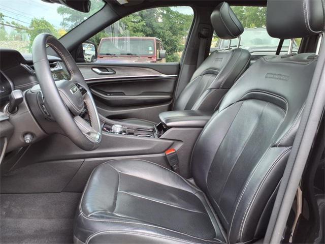 used 2023 Jeep Grand Cherokee car, priced at $35,999