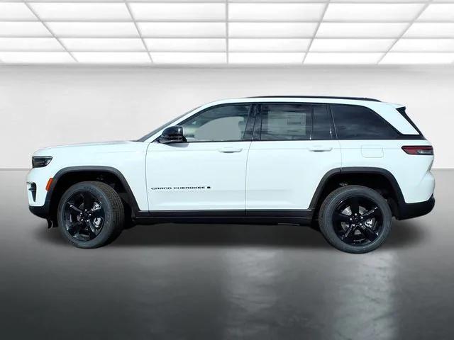 new 2025 Jeep Grand Cherokee car, priced at $43,530