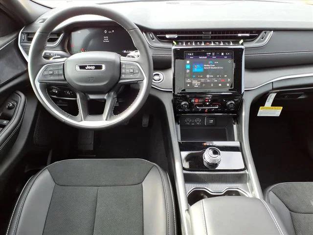 new 2025 Jeep Grand Cherokee car, priced at $43,530