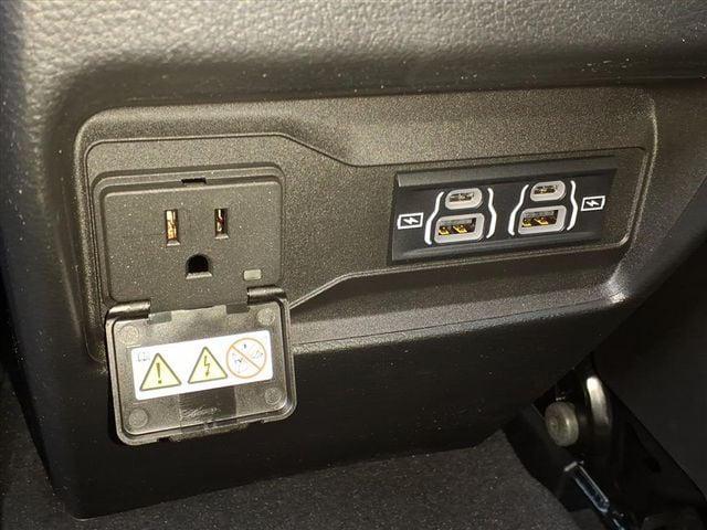 new 2025 Jeep Grand Cherokee car, priced at $43,530