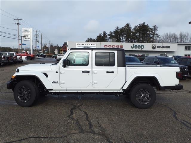 new 2024 Jeep Gladiator car, priced at $46,291
