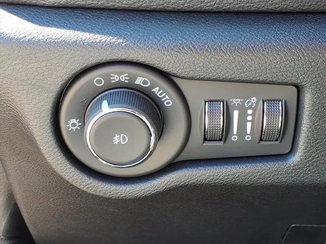 new 2026 Chrysler Pacifica car, priced at $40,580