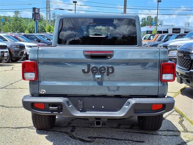 new 2025 Jeep Gladiator car, priced at $37,180