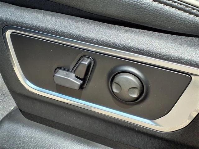 new 2025 Ram 1500 car, priced at $68,031