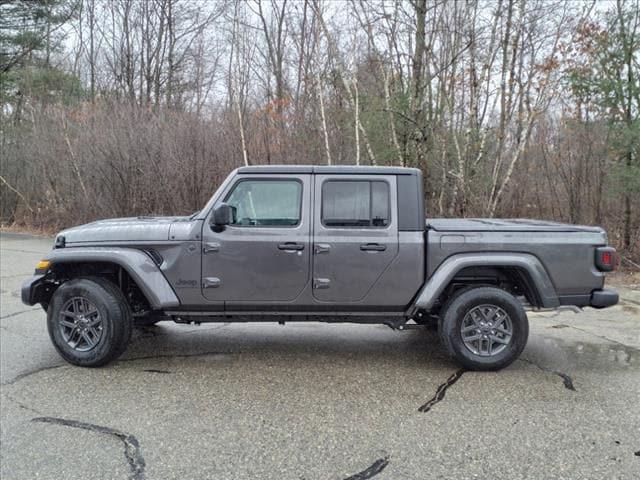 new 2024 Jeep Gladiator car, priced at $47,879