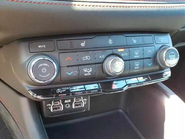 new 2025 Dodge Durango car, priced at $37,235