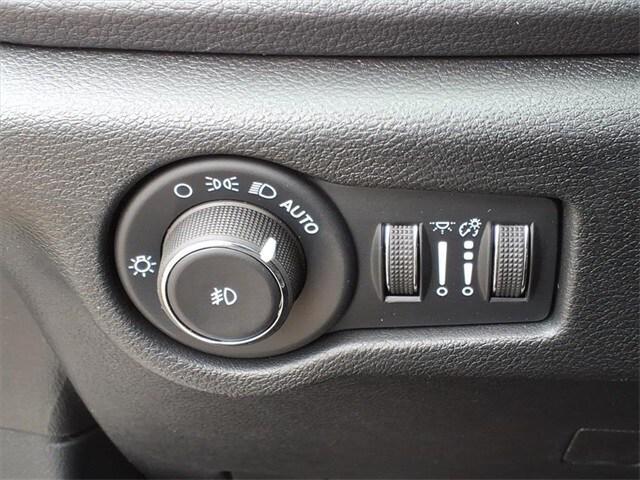 new 2026 Chrysler Pacifica car, priced at $51,740