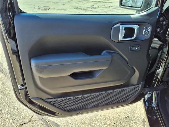 new 2025 Jeep Wrangler car, priced at $38,150