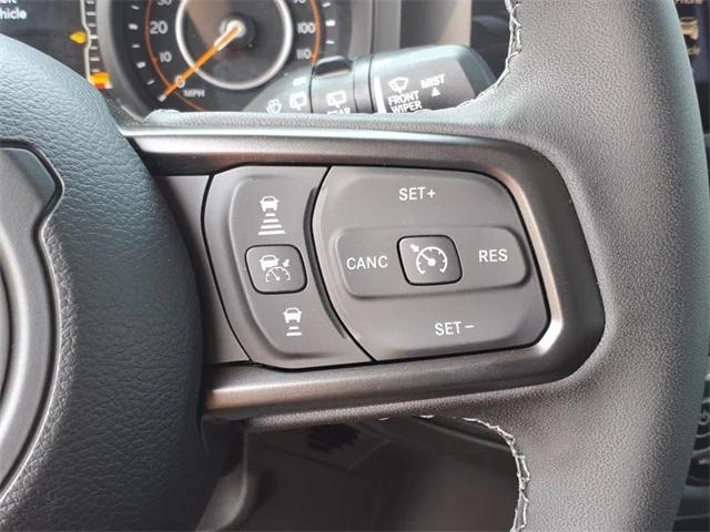 new 2025 Jeep Wrangler car, priced at $47,170
