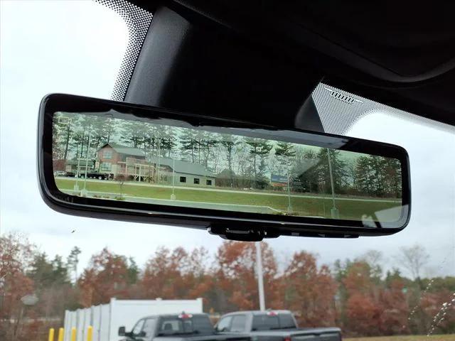 new 2025 Jeep Grand Cherokee car, priced at $49,815