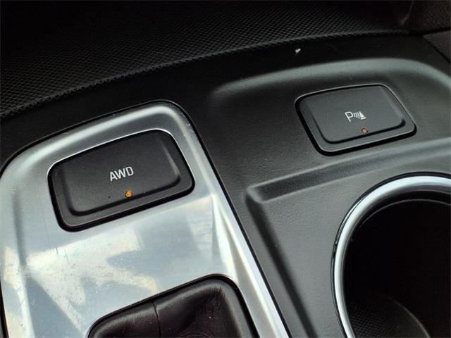 used 2024 Chevrolet Equinox car, priced at $23,750