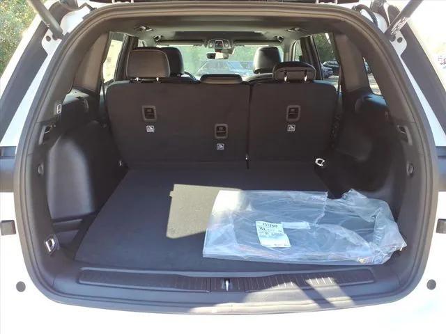 new 2025 Jeep Grand Cherokee car, priced at $43,530