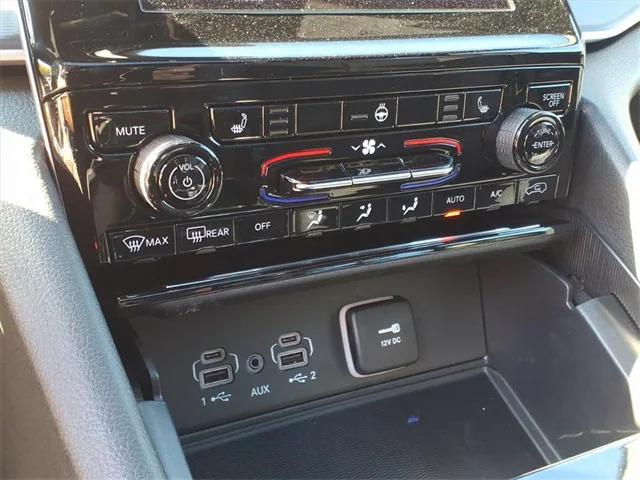 new 2025 Jeep Grand Cherokee car, priced at $42,530