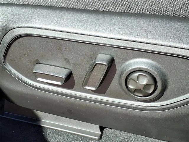 new 2025 Jeep Grand Cherokee car, priced at $42,530