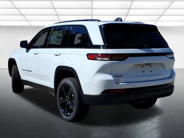 new 2025 Jeep Grand Cherokee car, priced at $43,530
